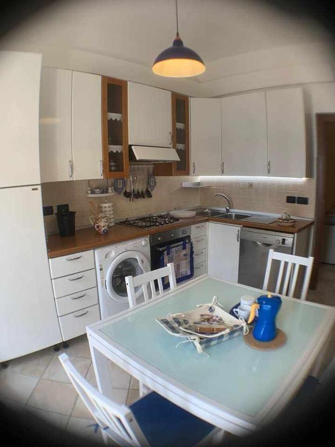 Appartamento Sul Porto Nettuno Exterior foto